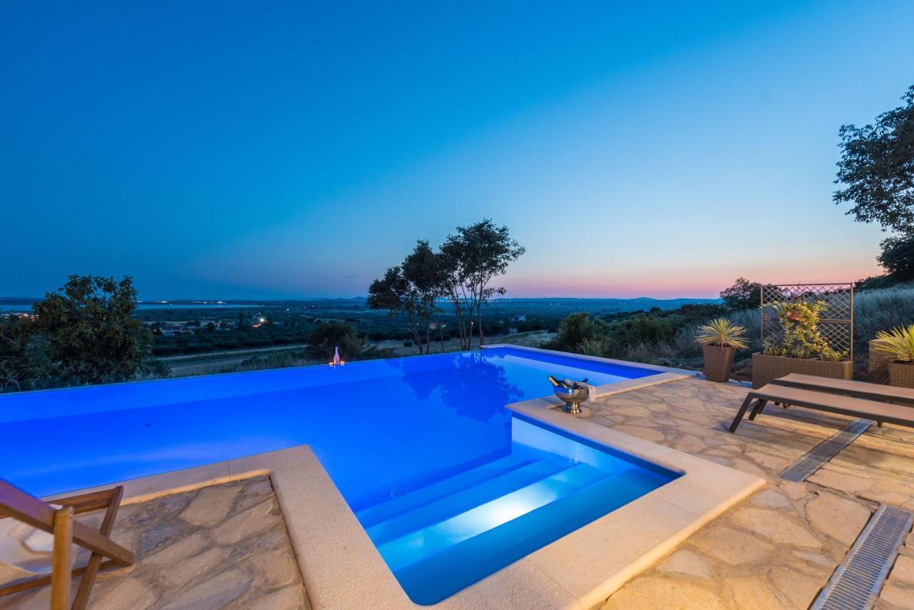 Brand New Villa Cara D Oro, Vrana Vrana  Екстериор снимка